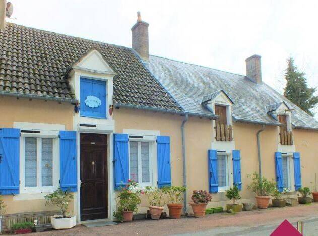 Maison 9 pièces 140 m² · à Nérondes · 140 m² · 105 500 €