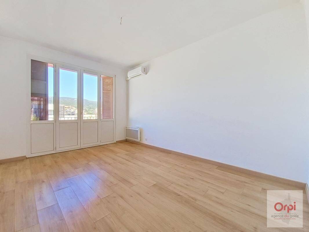Appartement 4 pièces 68 m² · à Ajaccio · 68 m² · 880 €/mois