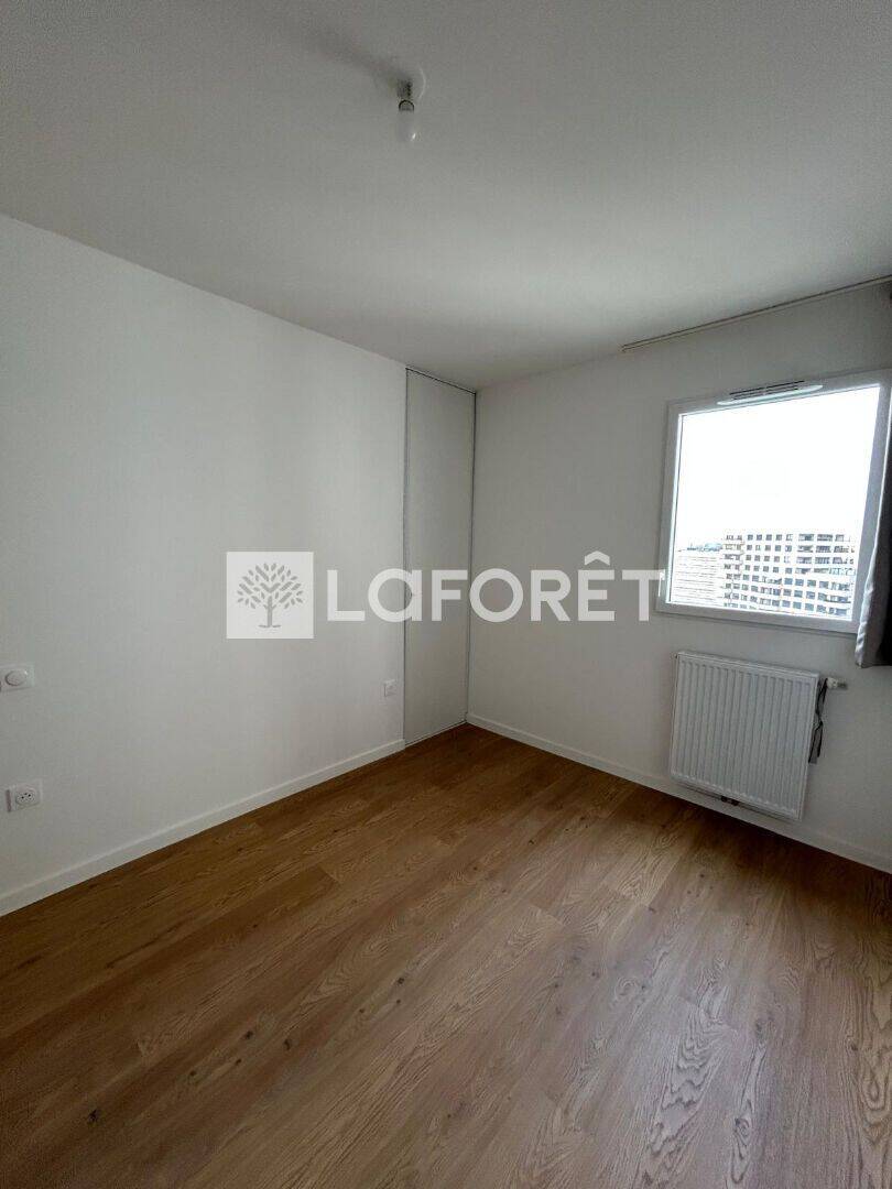 Appartement 3 pièces 76 m² · à Bordeaux · 76,3 m² · 1 044 €/mois