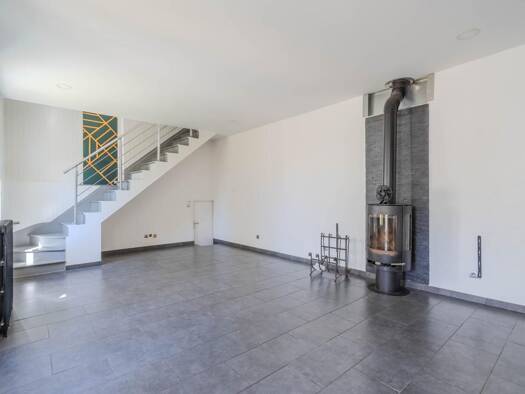 Maison à vendre 421 000 € 4 pièces 3 chambres 96 m² 336 m² de terrain Pomponne 77400