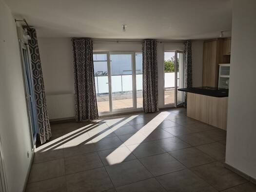 Appartement à vendre 185 500 € 3 pièces 2 chambres 58 m² 3 étages Centre-Baillet-Bodet Montlouis-sur-Loire 37270