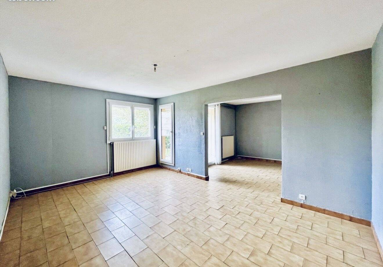 Appartement 4 pièces 82 m² · à Décines-Charpieu · 82 m² · 195 000 €