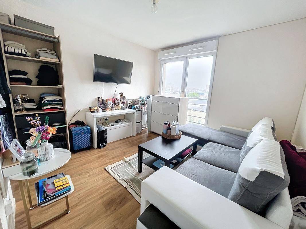 Appartement 1 pièce 22 m² · à Villeneuve-la-Garenne · 22,2 m² · 608 €