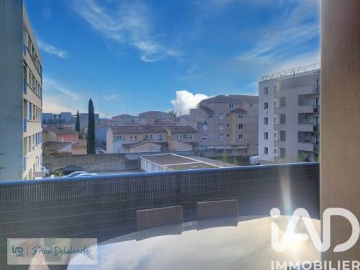 Appartement à vendre 210 000 € 3 pièces 2 chambres 77 m² Étage 2/2 Valence Sud Valence 26000