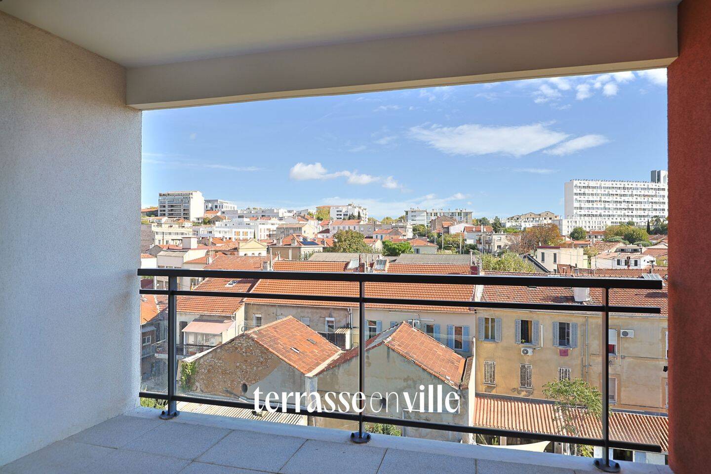 Appartement 2 pièces 47 m² · à Marseille 4ème Arrondissement · 47 m² · 200 000 €