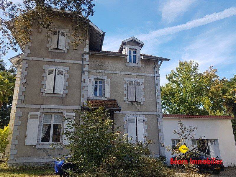 Maison 11 pièces 284 m² · à Salies-de-Béarn · 284 m² · 450 000 €