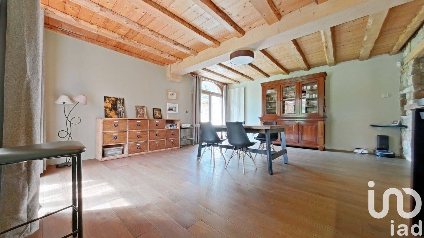 Maison 4 pièces 182 m² · à Hauts de Bienne · 182,4 m² · 565 000 €