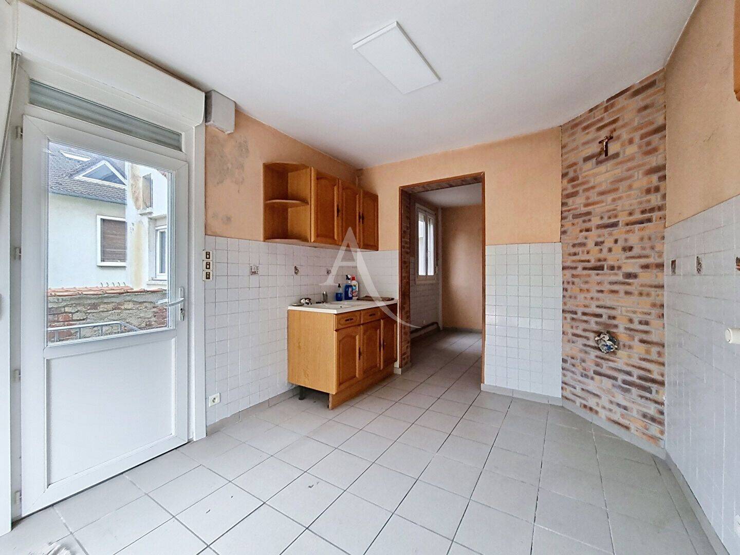 Maison 4 pièces 112 m² · à Saint-Léonard · 112 m² · 171 200 €