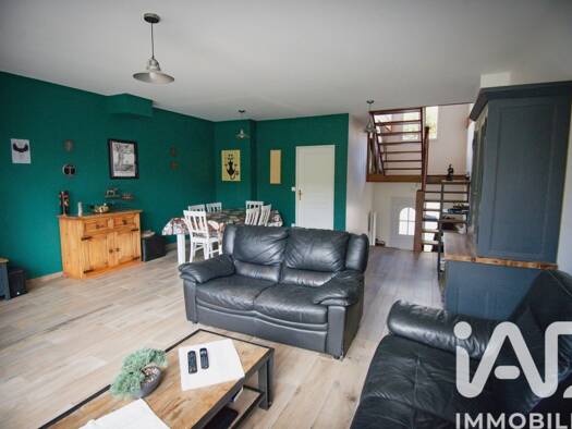 Maison à vendre 745 200 € 5 pièces 4 chambres 137 m² 175 m² de terrain Village Doumer Carrières-sur-Seine 78420