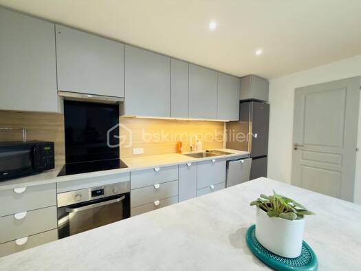 Appartement à vendre 170 000 € 3 pièces 2 chambres 76,7 m² Étage 1/2 Centre Ancien Harfleur 76700