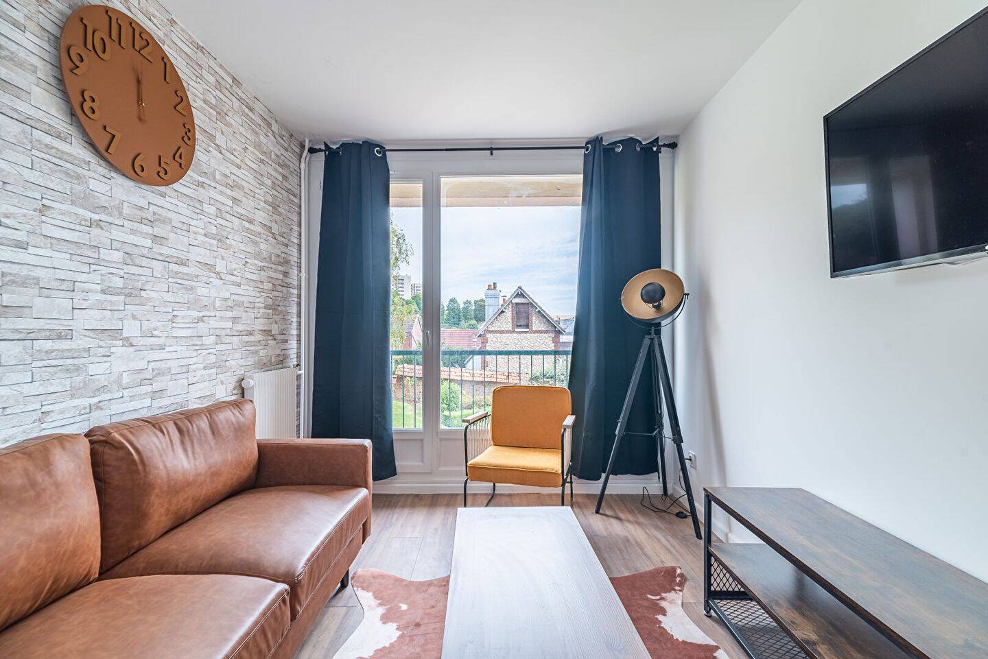 5 pièces 90 m² · à Rouen · 90 m² · 425 €
