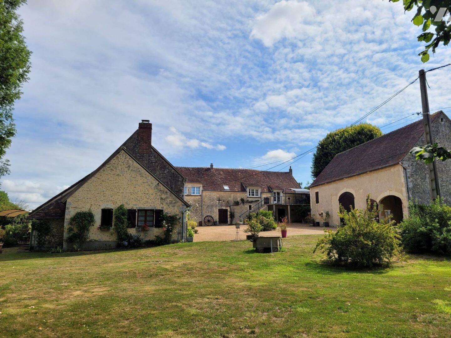 Maison 12 pièces 197 m² · à Perche en Nocé · 197 m² · 299 000 €