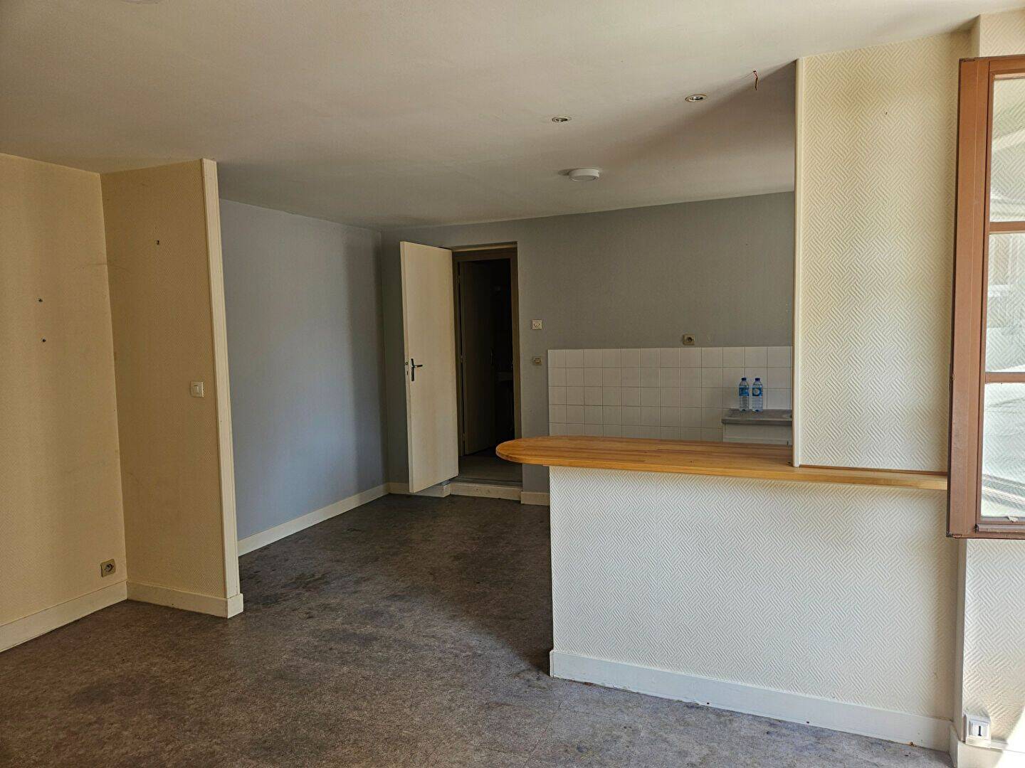 Appartement 2 pièces 38 m² · à Châtillon-sur-Indre · 38 m² · 350 €/mois