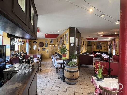 Local commercial à vendre 225 000 € 112 m² de surface de vente République Suresnes 92150