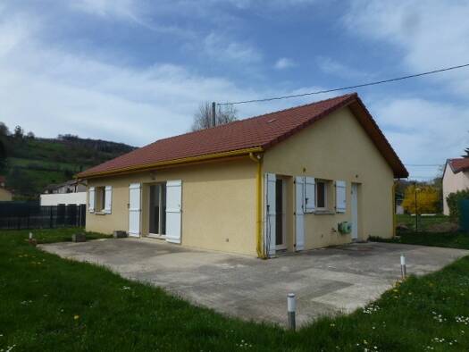 Maison de plain-pied à louer 1 250 € 5 pièces 4 chambres 97 m² Villages du Lac de Paladru 38850