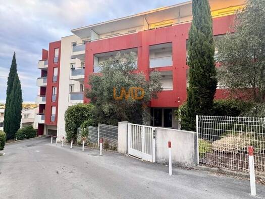 Appartement à vendre 129 500 € 2 pièces 1 chambre 50 m² RDC Hôpitaux-Facultés Montpellier 34090