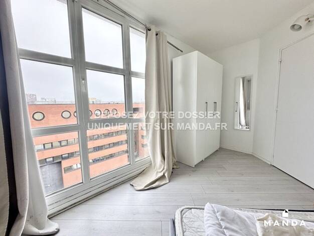 Colocation à louer 528 € 6 pièces 1 chambre 7ème étage Centre Urbain-Coquibus Évry-Courcouronnes 91000