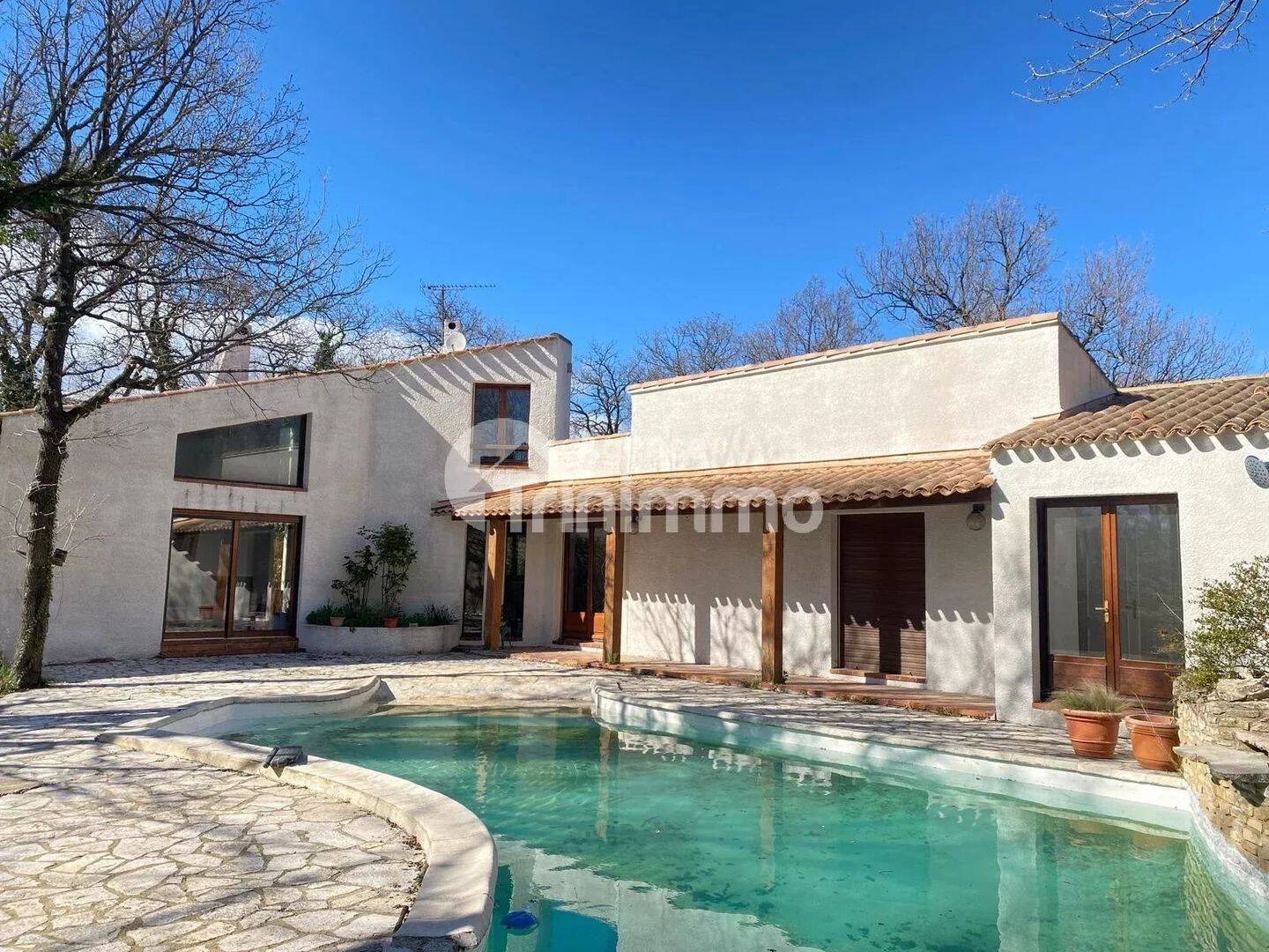 Maison 5 pièces 170 m² · à Rochefort-du-Gard · 170 m² · 525 000 €
