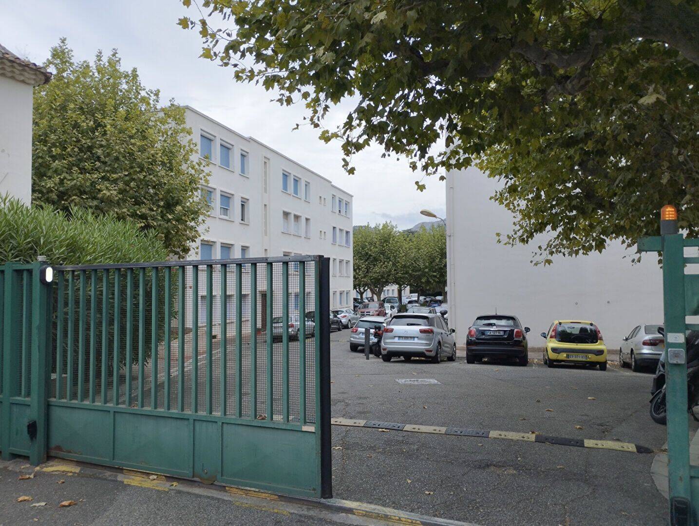 Appartement 3 pièces 50 m² · à Marseille 8ème Arrondissement · 49,6 m² · 917 €/mois