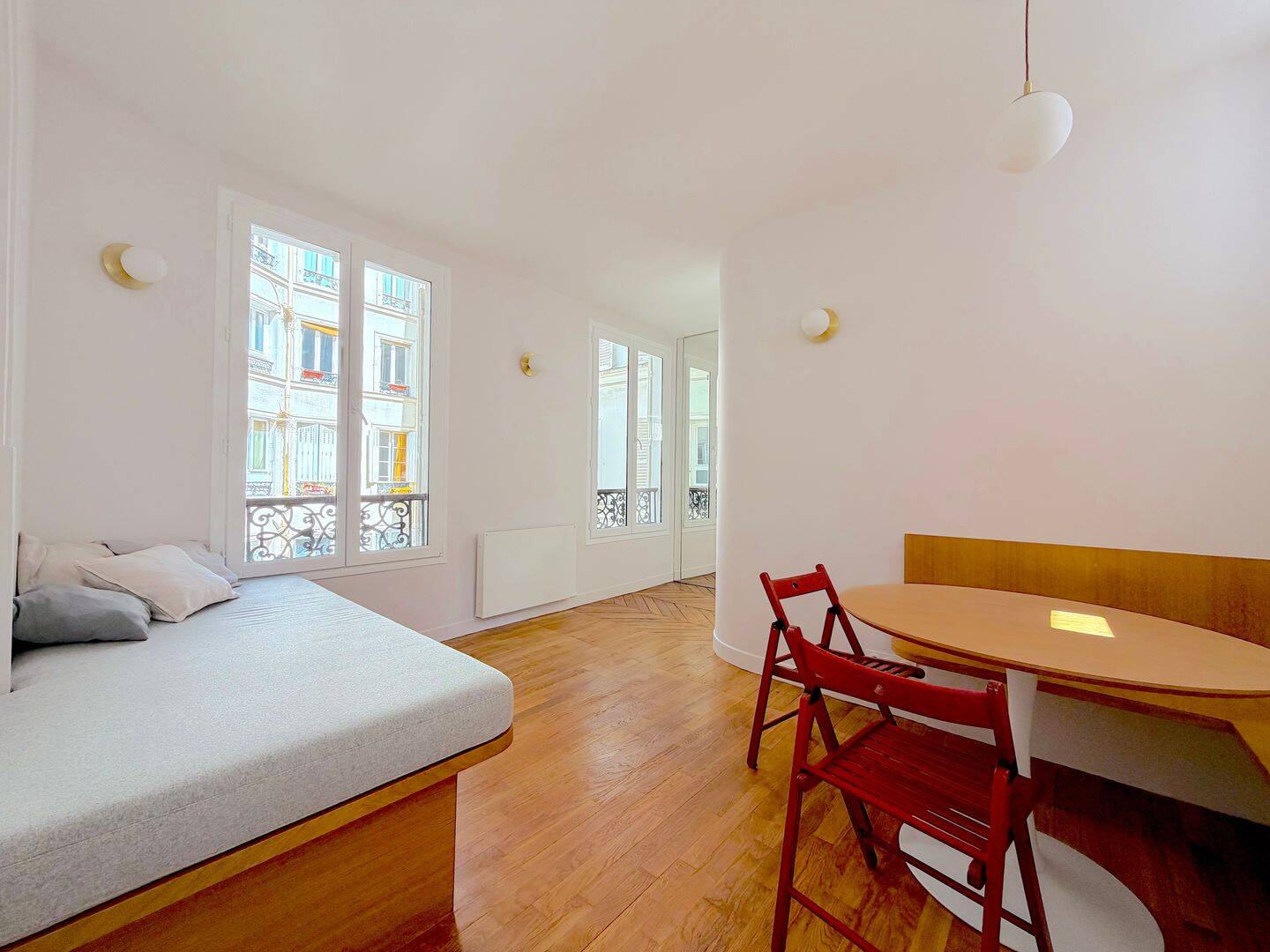 Appartement 2 pièces 27 m² · à Paris 10ème Arrondissement · 27 m² · 1 250 €