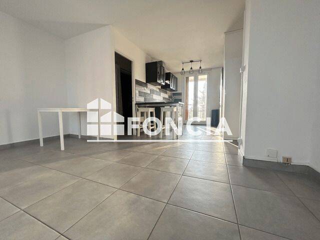 Appartement 3 pièces 60 m² · à Port-de-Bouc · 60 m² · 800 €