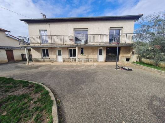 Maison à vendre 327 500 € 9 pièces 6 chambres 212 m² 5 240 m² de terrain Manthes 26210