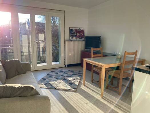 Appartement à louer 830 € 2 pièces 1 chambre 28 m² RDC/1 Gometz-le-Châtel 91940