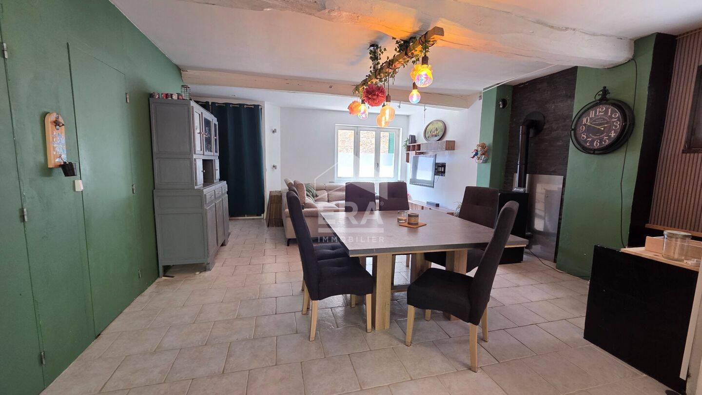 Maison 7 pièces 163 m² · à Ambérieu-en-Bugey · 163 m² · 265 000 €