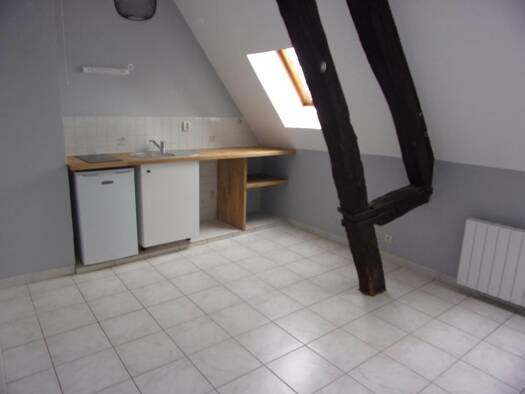 Appartement à louer 486 € 2 pièces 1 chambre 25 m² Étage 3/3 Montgomery-Centre Vernon 27200