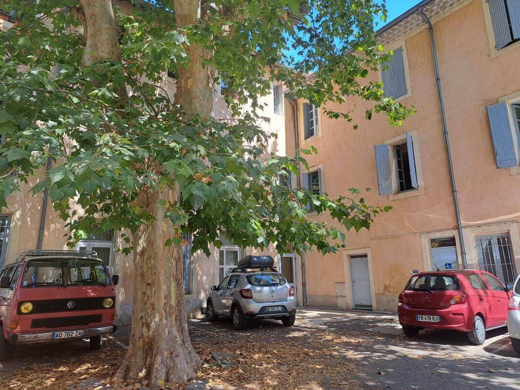 Appartement 2 pièces 69 m² · à Orange · 69 m² · 527 €