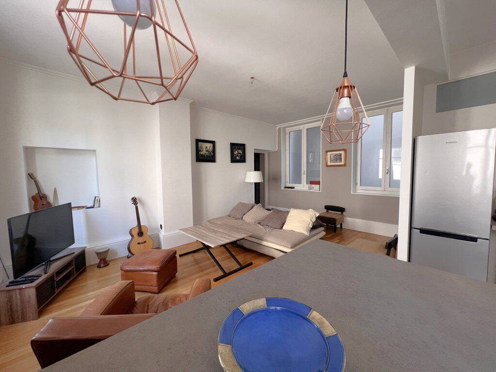 Appartement 3 pièces 76 m² · à Lyon 2ème Arrondissement · 76 m² · 1 550 €/mois