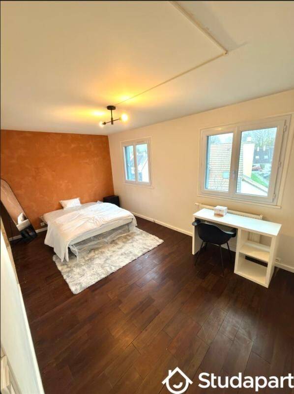1 pièce 15 m² · à Émerainville · 15 m² · 650 €/mois