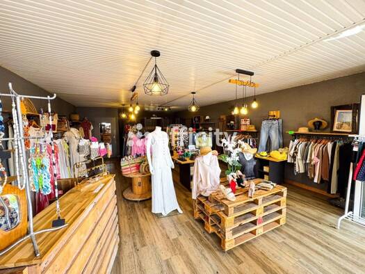 Activités diverses à vendre Fonds de commerce 28 000 € 58 m² de surface de vente Carcans 33121