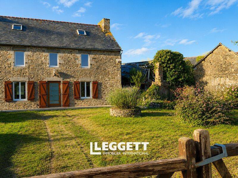 Maison 6 pièces 210 m² · à Le Mené · 210 m² · 226 250 €