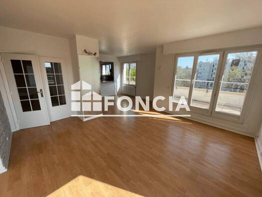 Appartement à louer 1 960 € 5 pièces 4 chambres 110 m² 6ème étage Petit Robinson L'Haÿ-les-Roses 94240