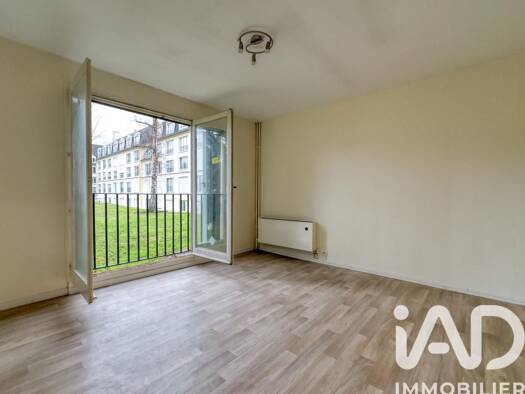 Appartement à vendre 85 000 € 1 pièce 30 m² RDC/3 Royallieu Compiègne 60200