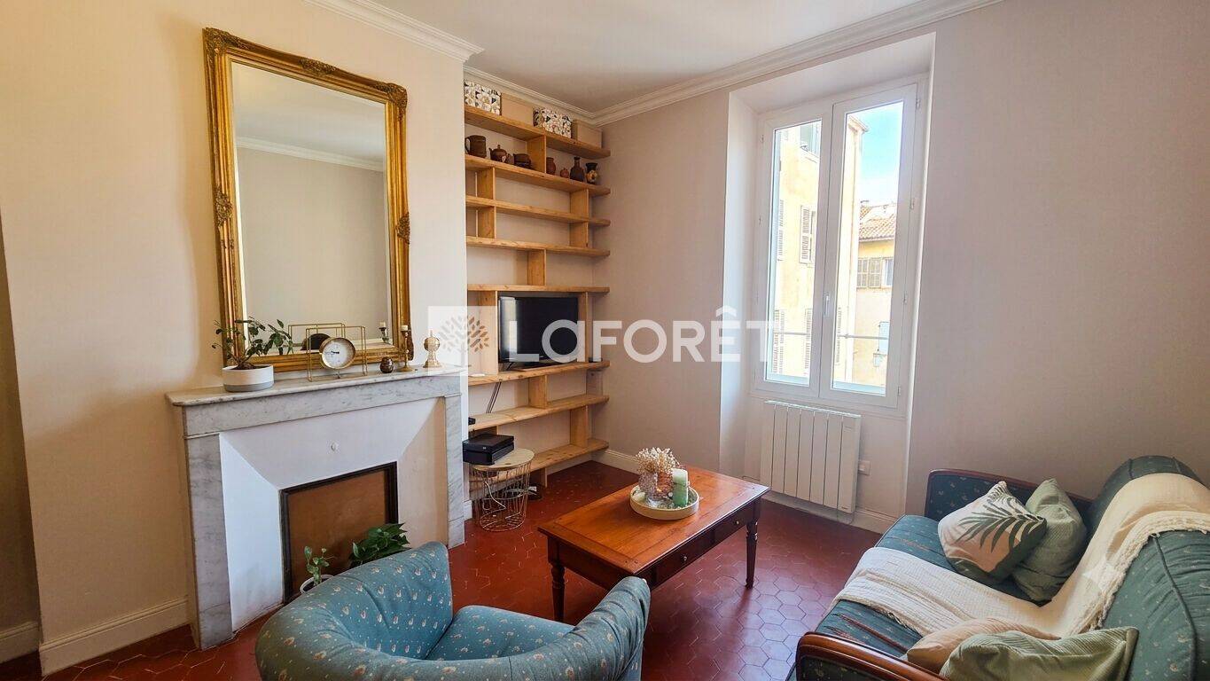 Appartement 2 pièces 44 m² · à Toulon · 44,2 m² · 633 €