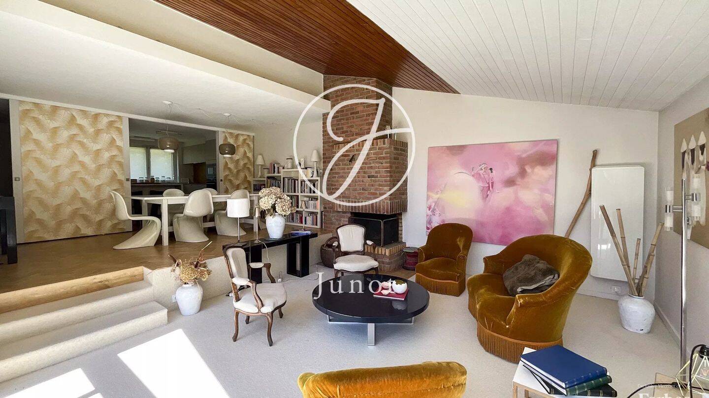 Maison 6 pièces 147 m² · à Mouvaux · 147 m² · 780 000 €
