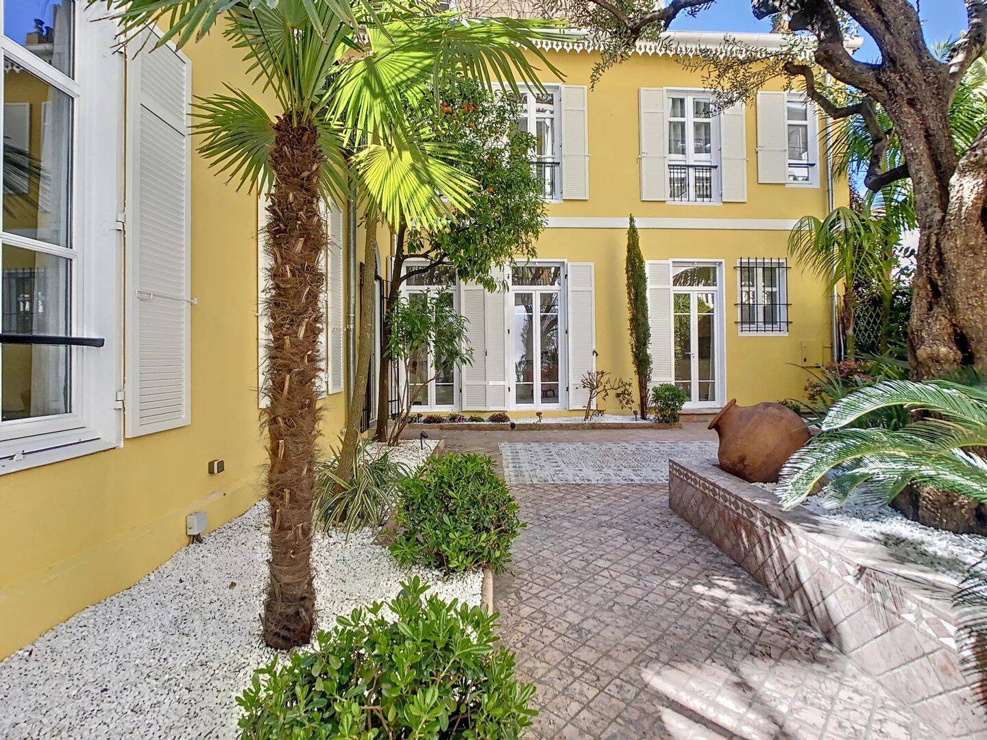 Maison 4 pièces 131 m² · à Cannes · 131,2 m² · 1 950 000 €