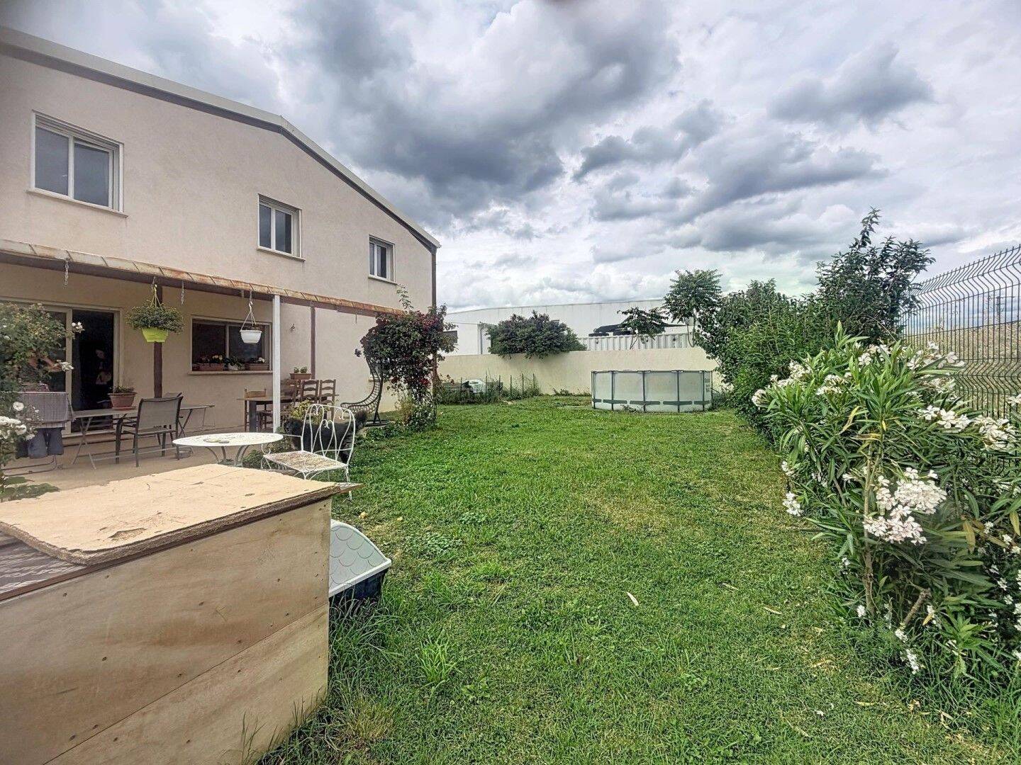 Maison 9 pièces 222 m² · à Villeneuve · 222 m² · 605 000 €
