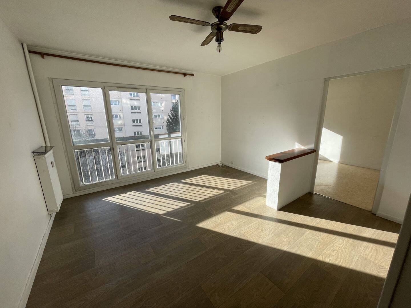 Appartement 3 pièces 68 m² · à Le Pont-de-Claix · 68,3 m² · 95 000 €