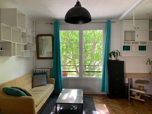 Appartement 3 pièces 66 m² · à Paris 15ème Arrondissement · 65,8 m² · 2 500 €