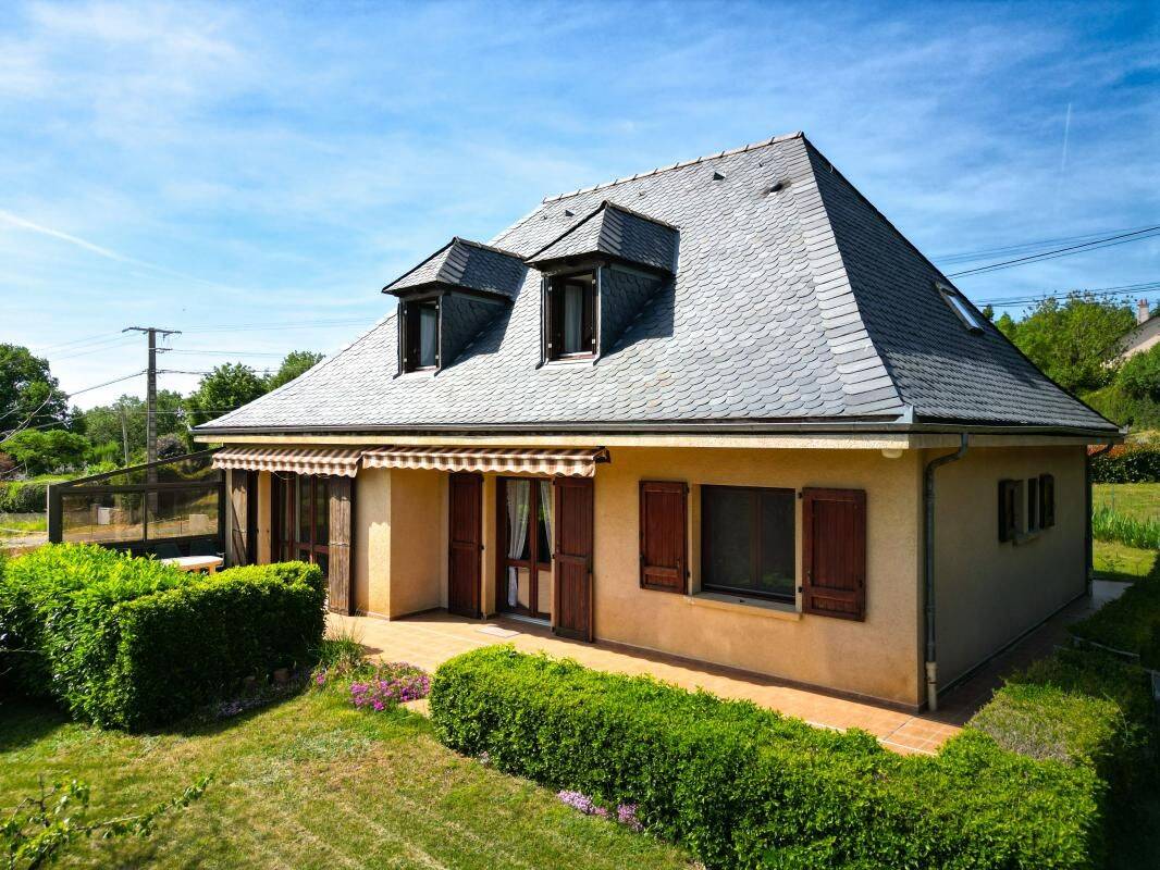 Maison 6 pièces 147 m² · à Espalion · 146,5 m² · 235 000 €