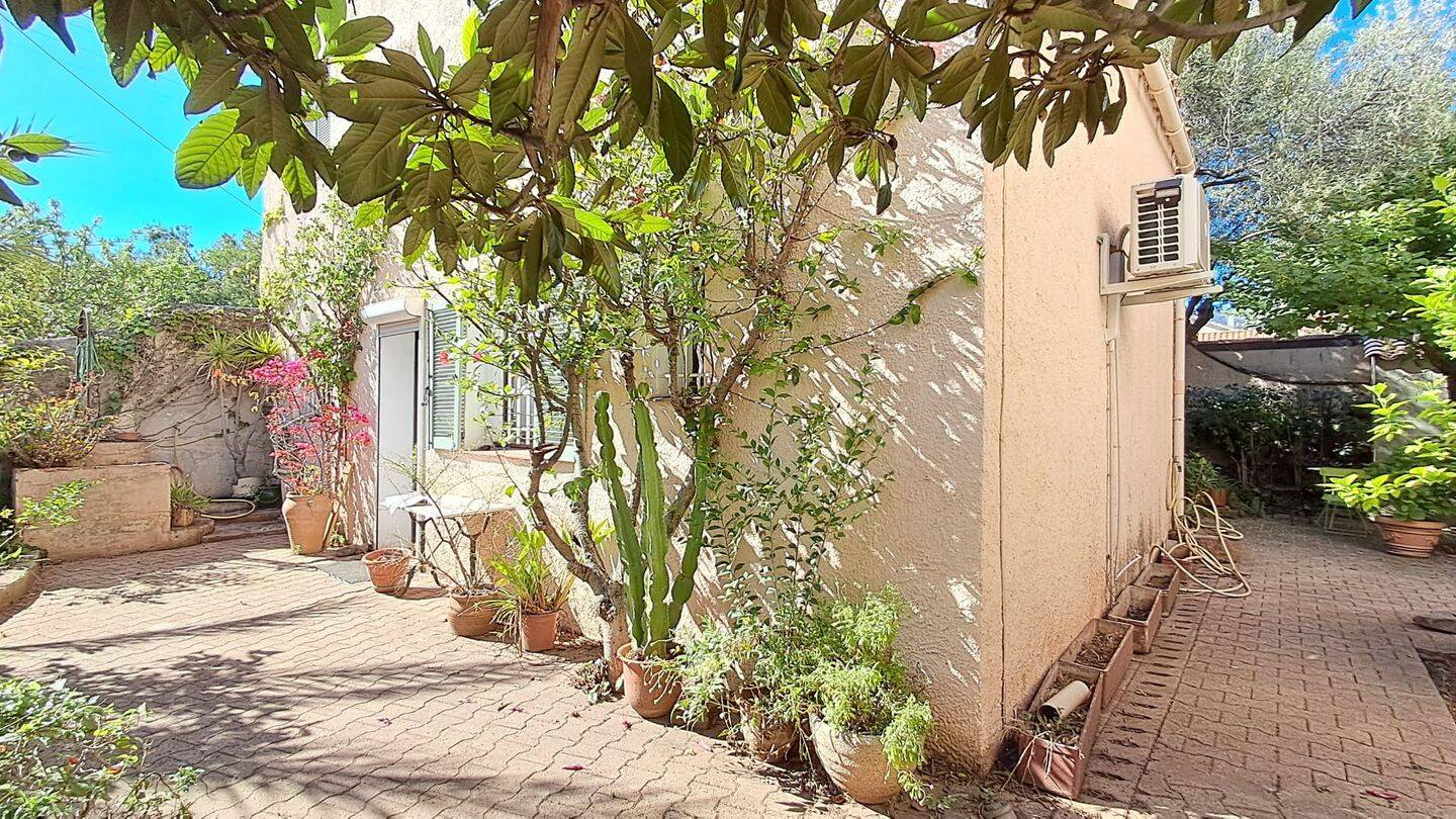 Maison 4 pièces 107 m² · à Toulon · 106,8 m² · 395 000 €