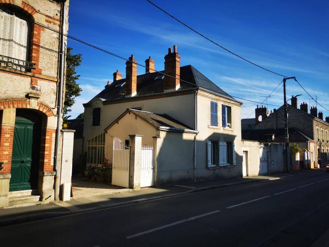 Maison 4 pièces 121 m² · à Orléans · 121 m² · 324 900 €