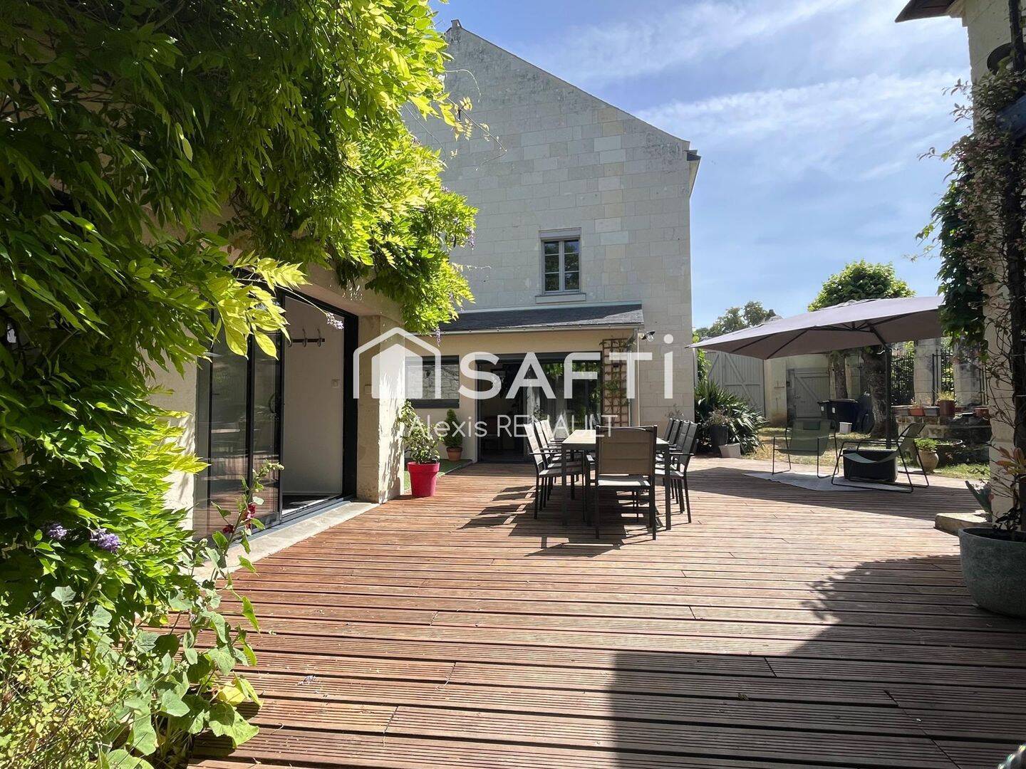 Maison 9 pièces 250 m² · à Saumur · 250 m² · 595 000 €
