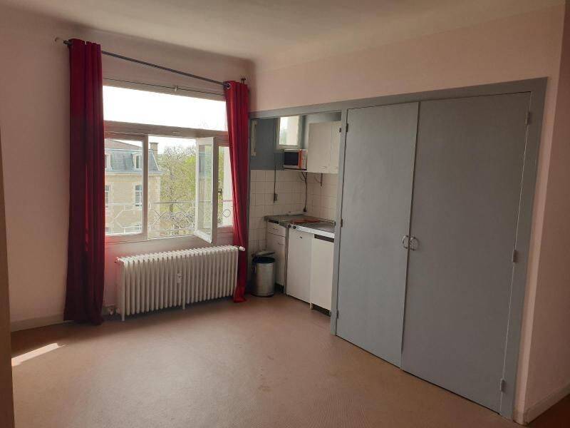 Appartement 1 pièce 22 m² · à Poitiers · 22,3 m² · 335 €