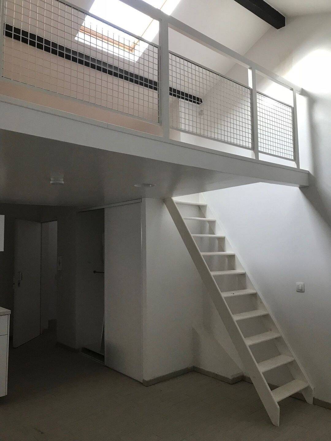 Appartement 1 pièce 24 m² · à Romainville · 24,2 m² · 645 €
