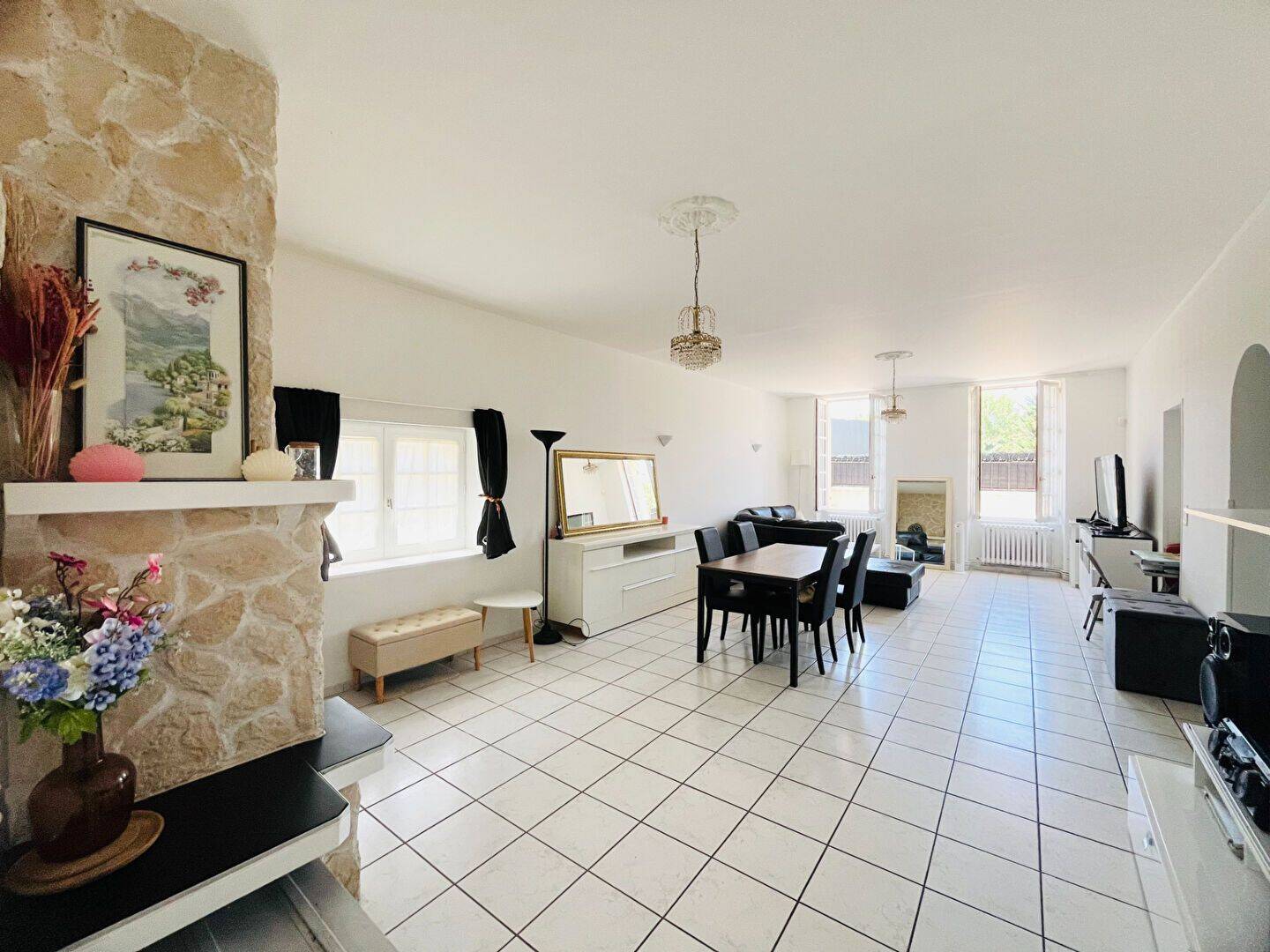 Maison 8 pièces 257 m² · à Villeneuve-sur-Lot · 257 m² · 369 900 €