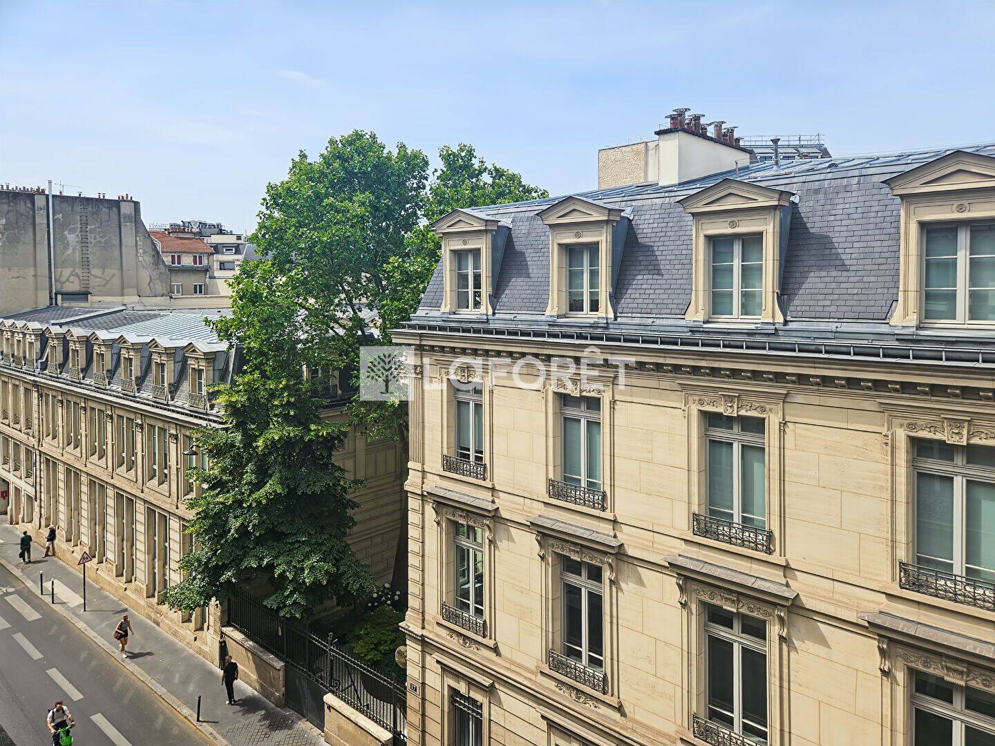 Appartement 5 pièces 112 m² · à Paris 9ème Arrondissement · 112 m² · 1 595 000 €